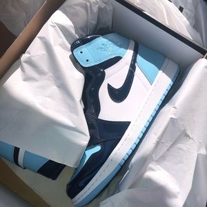 Jordan 1 Retro hi Unc Patent